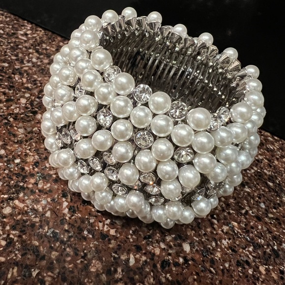 Zi Bracelet - One in a Billionaire